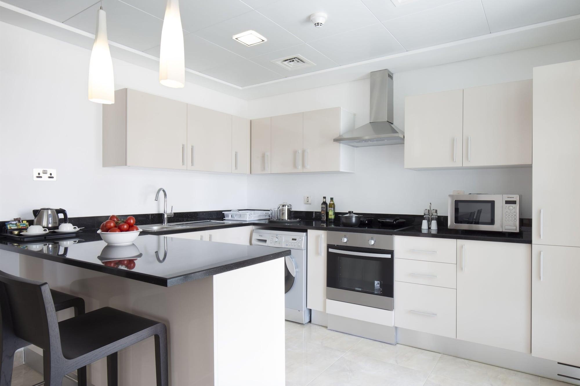 La Verda Suites And Villas Dubai Marina Exterior photo A modern kitchen