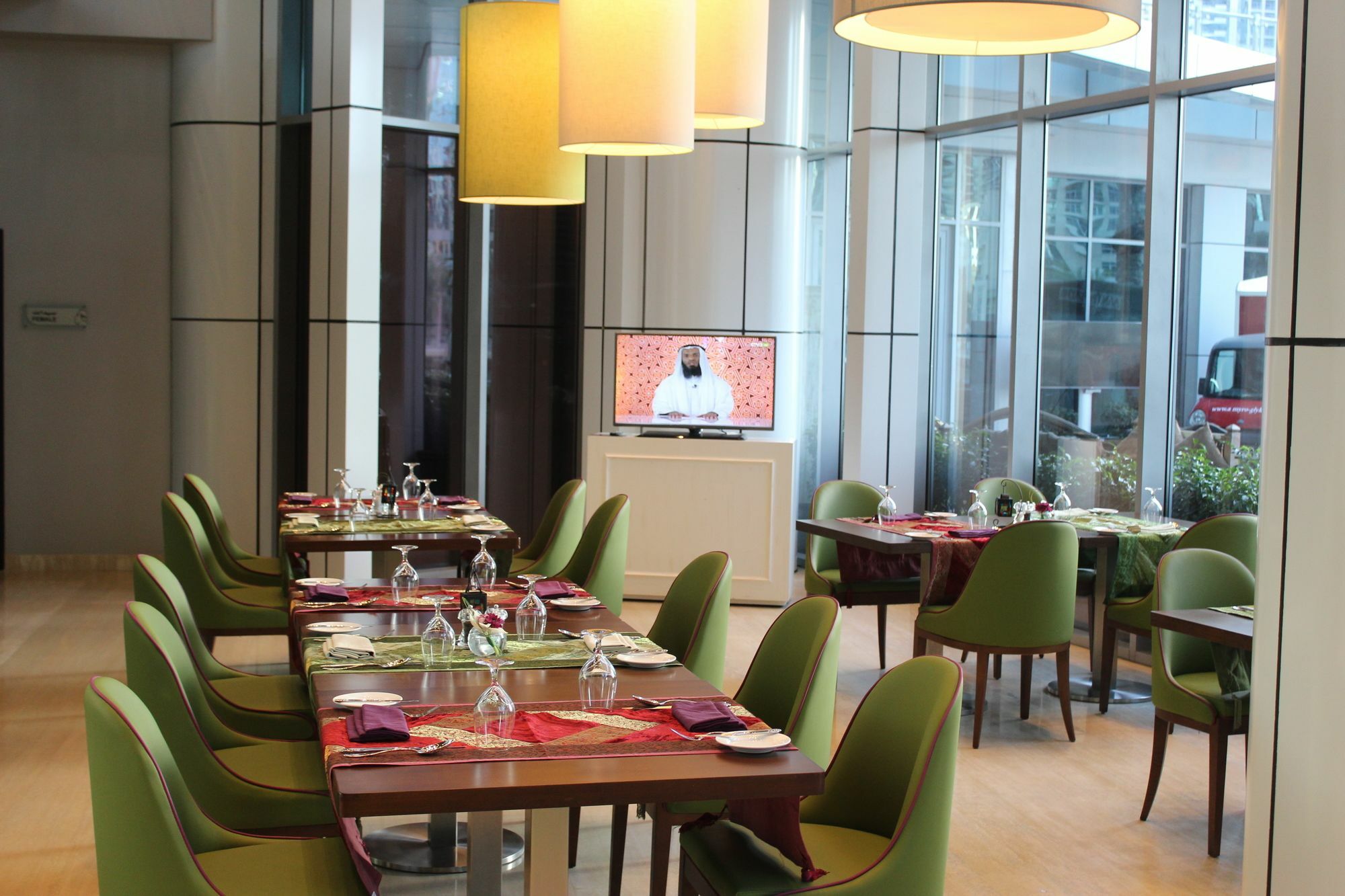 La Verda Suites And Villas Dubai Marina Exterior photo The restaurant